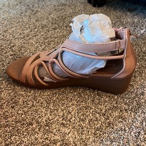 Baretraps sandals
